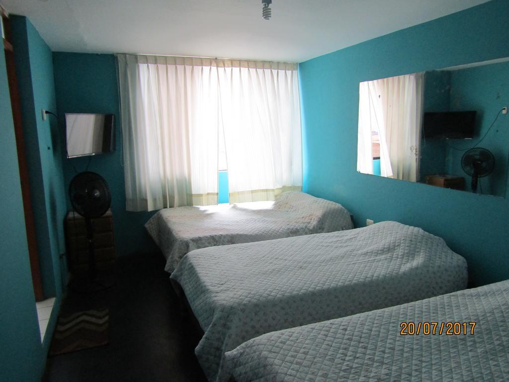 Hostal California Mollendo Exterior photo